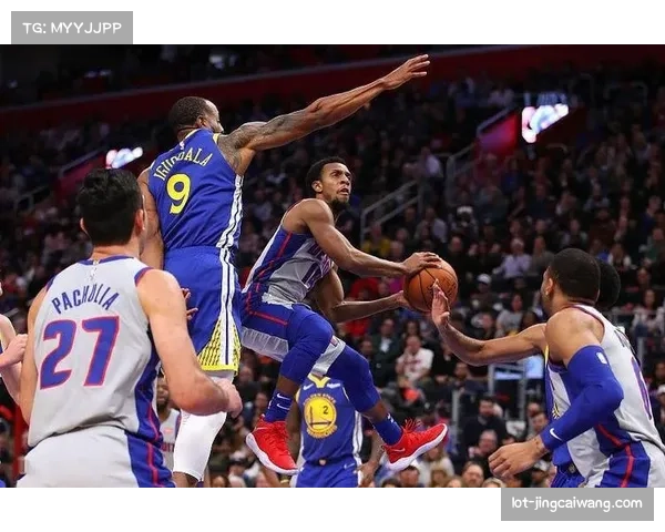 勇士死亡五小阵容被迫重启 内线短板暴露阵容深度危机